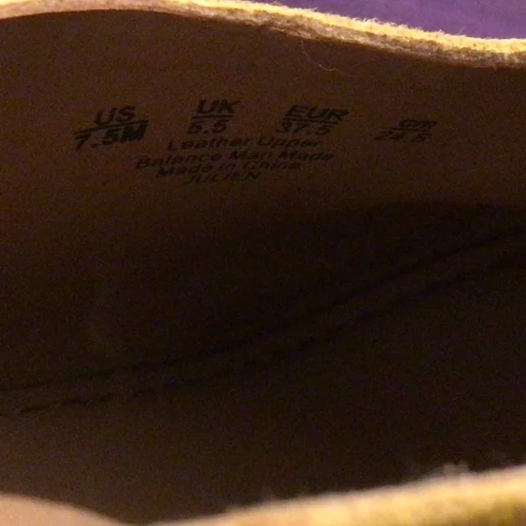 New Yellow Suede Franco Sarto Wedges 7.5 - Picture 6 of 6